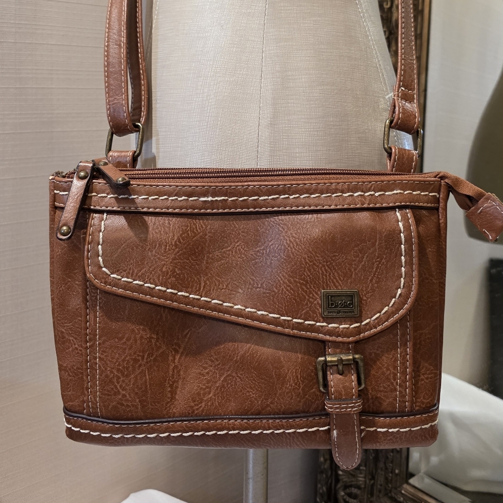 b.o.c. (Born Concepts) • Amherst Crossbody Handbag.  EUC